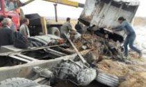 واژگونی کامیون حمل گچ در ساوه
