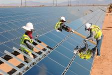 ساخت نیروگا‌ه‌های خورشیدی